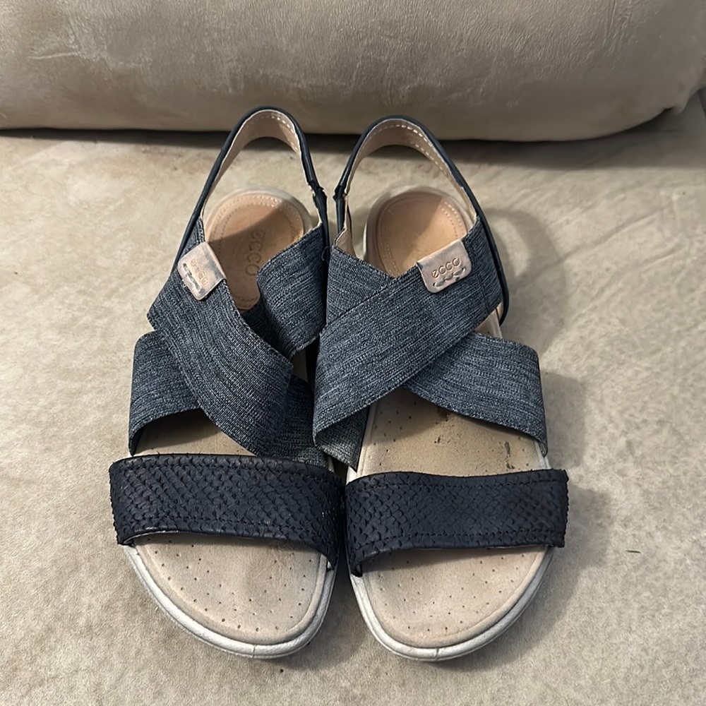 Ecco Soft 7 Sandals